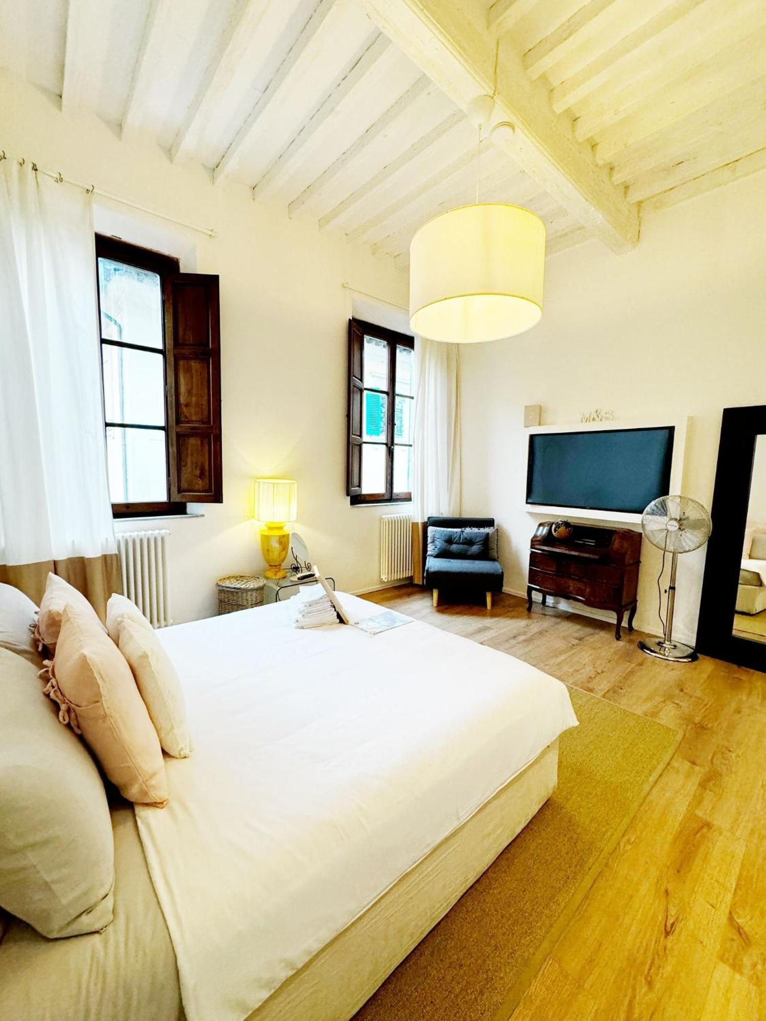 Boutique Room - Centro Storico 20 Min Da Firenze エンポリ エクステリア 写真